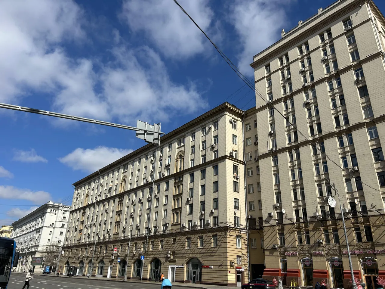 2-комн. квартира, 58 м², 3/8 этаж