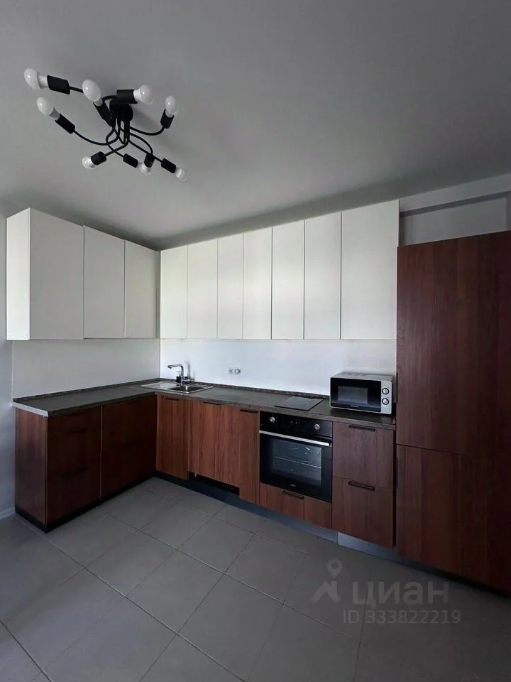 3-комн. квартира, 60 м², 23/23 этаж