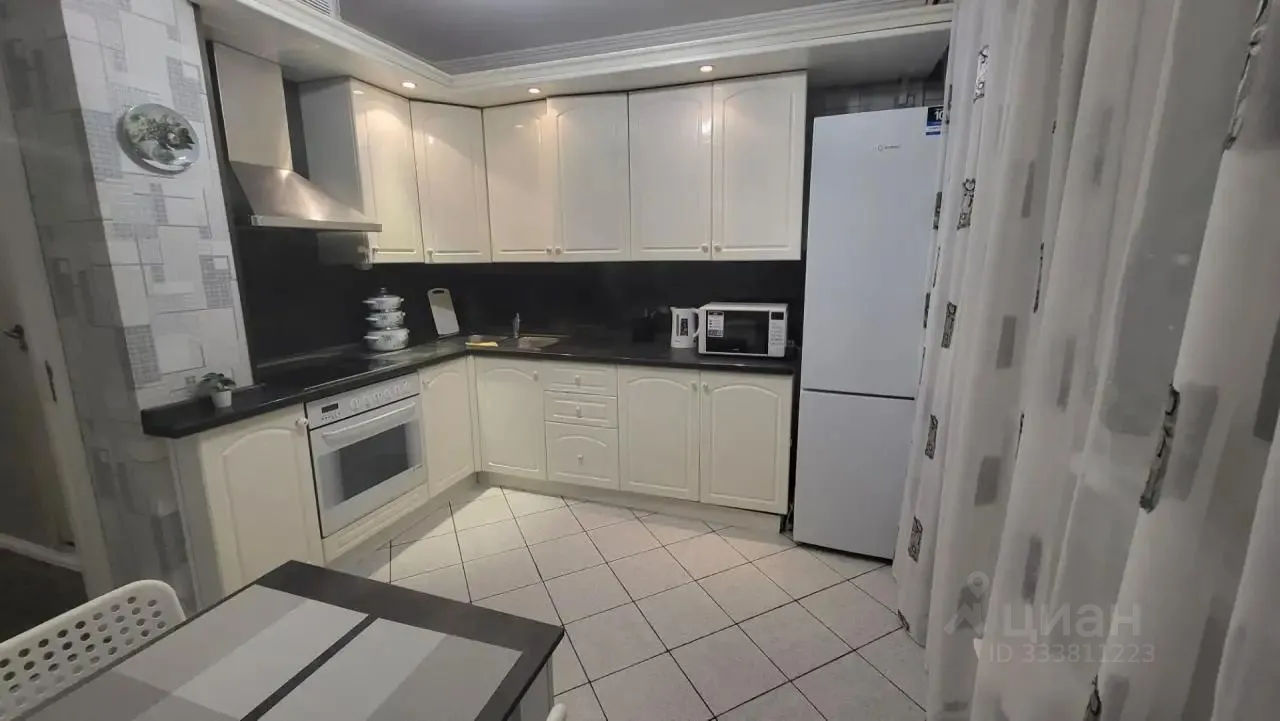 2-комн. квартира, 75 м², 12/17 этаж