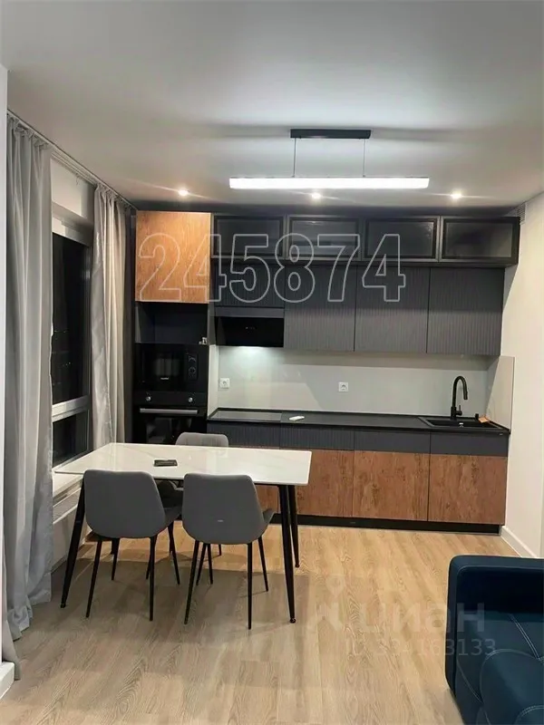 3-комн. квартира, 55 м², 18/33 этаж