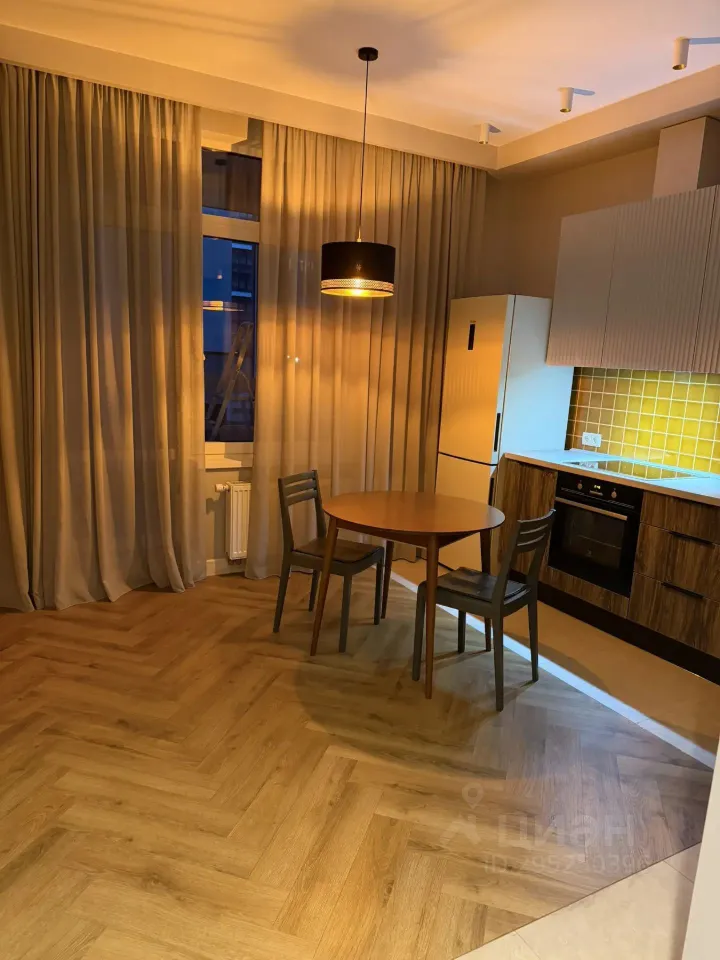 2-комн. квартира, 55 м², 2/13 этаж
