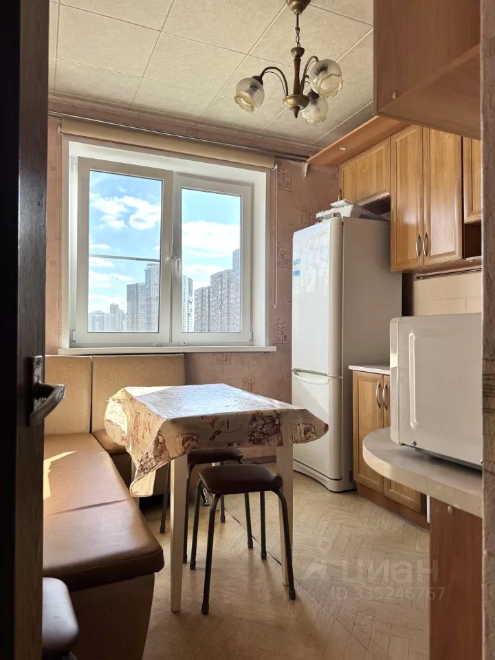 2-комн. квартира, 54 м², 11/16 этаж