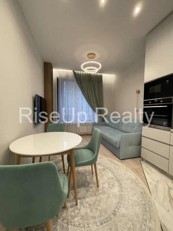 2-комн. квартира, 40 м², 3/8 этаж