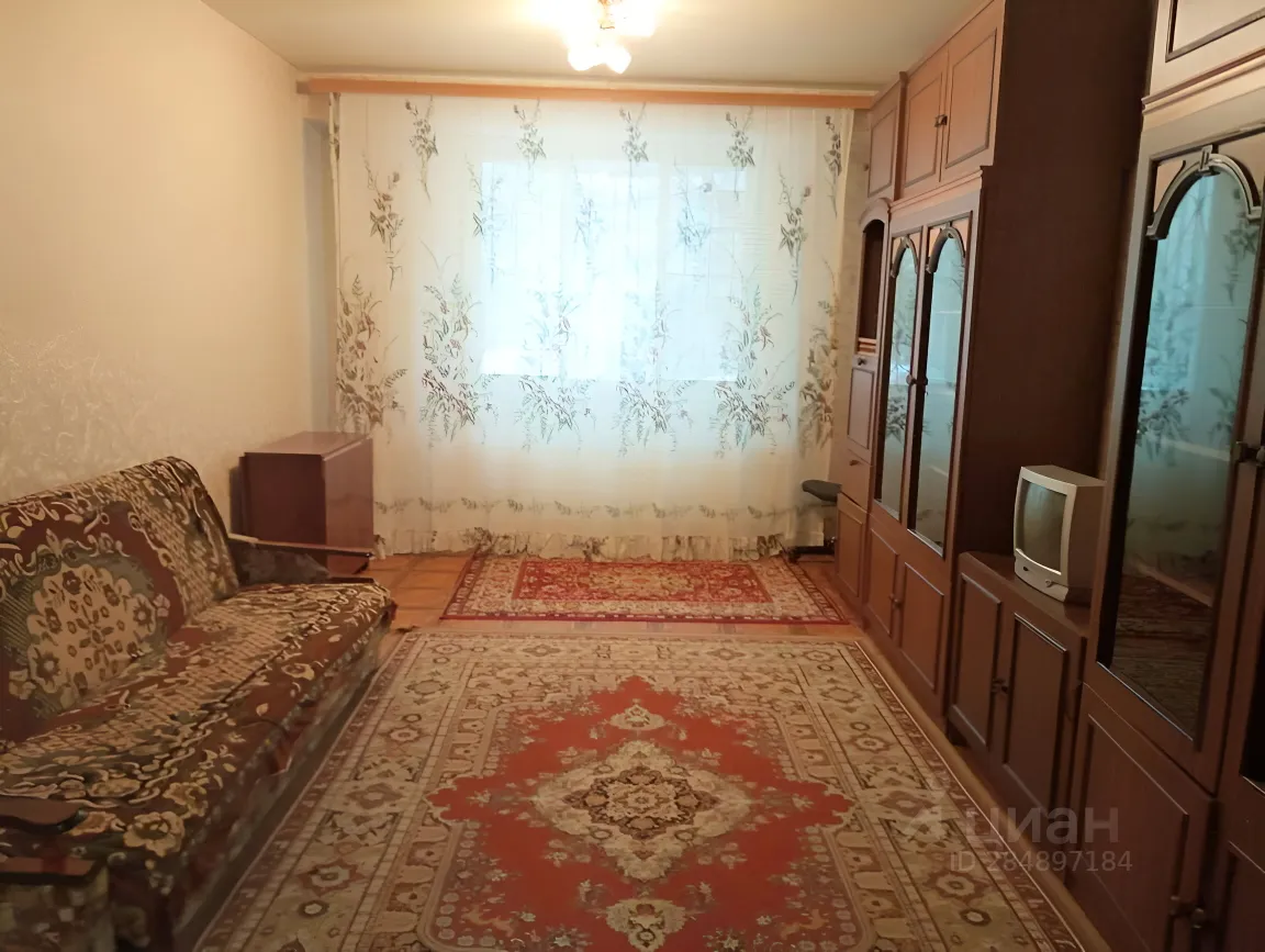1-комн. квартира, 43 м², 1/10 этаж