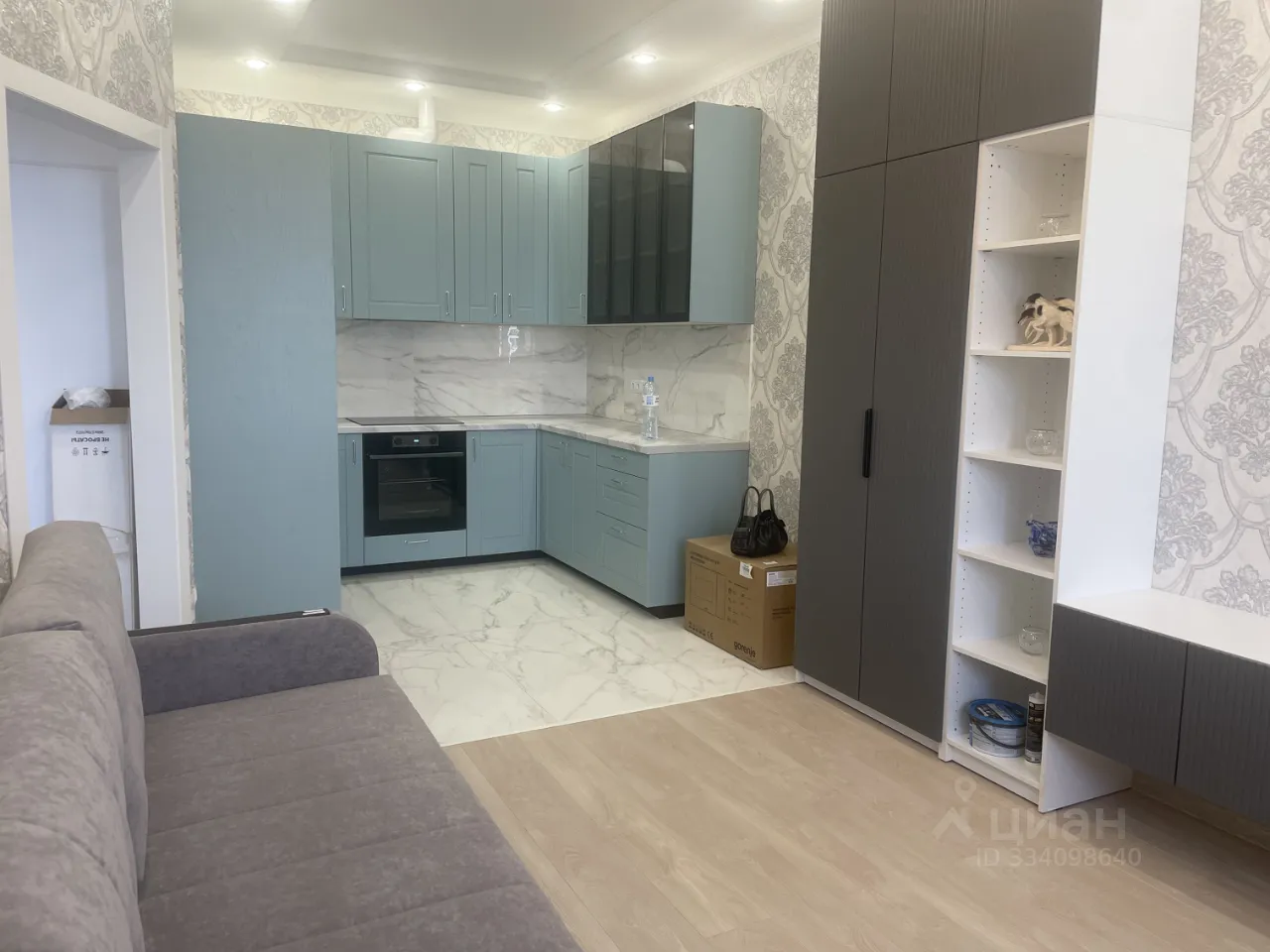 2-комн. квартира, 42 м², 20/25 этаж