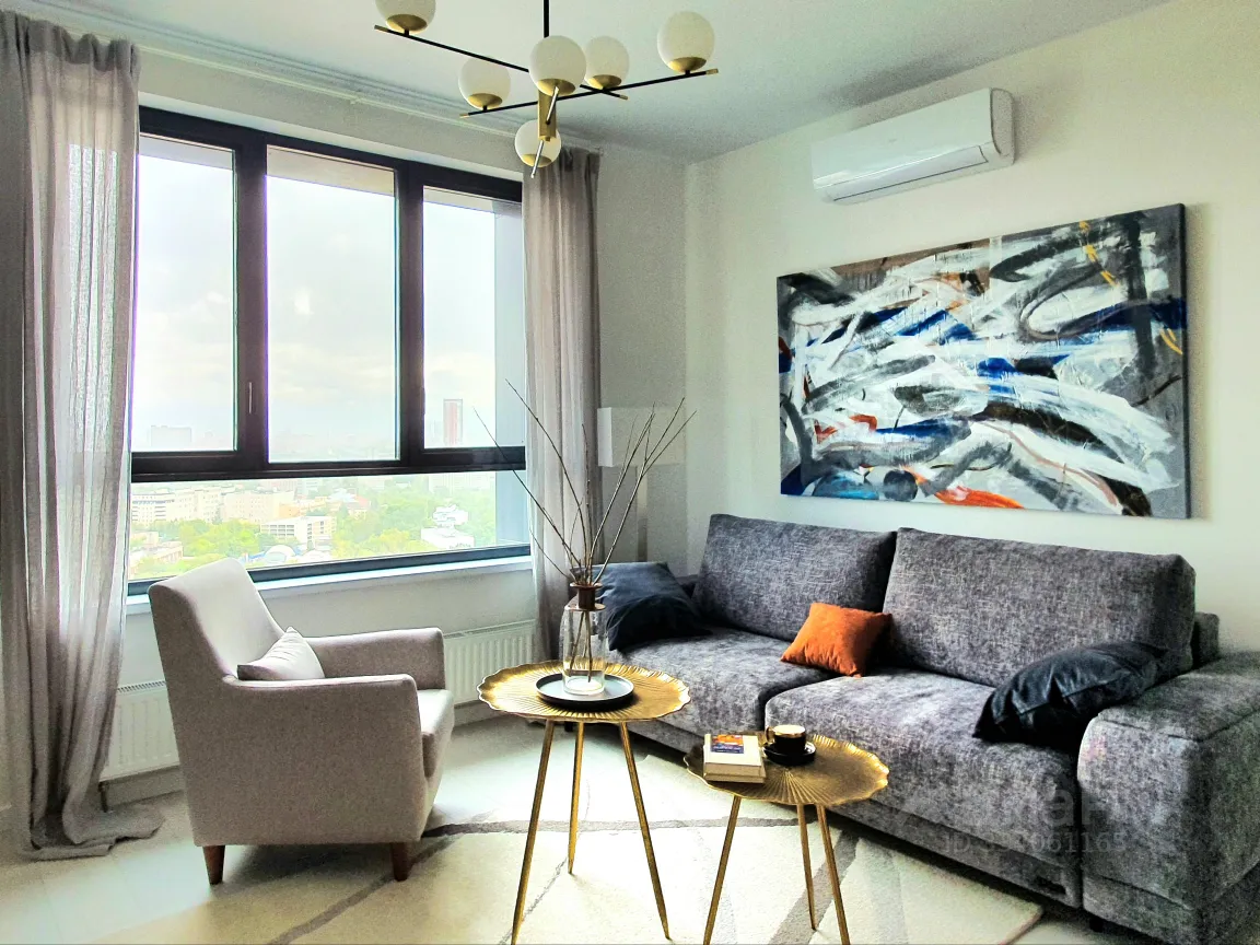 2-комн. квартира, 56 м², 20/20 этаж