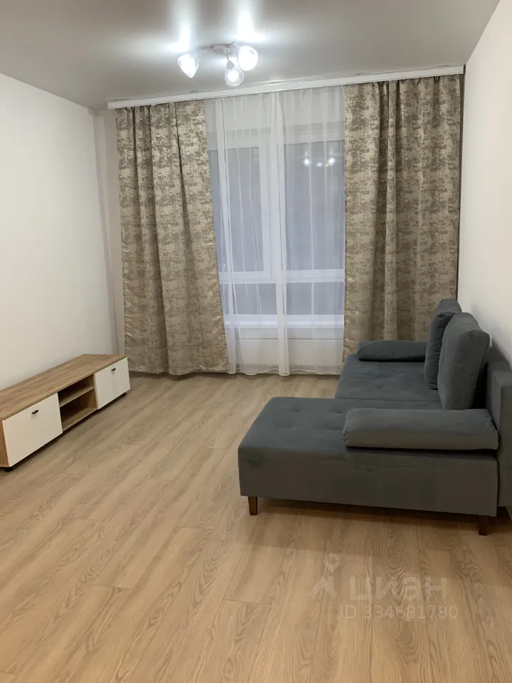 2-комн. квартира, 55 м², 24/35 этаж