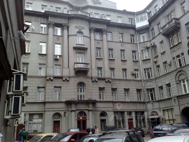 3-комн. квартира, 106 м², 3/6 этаж