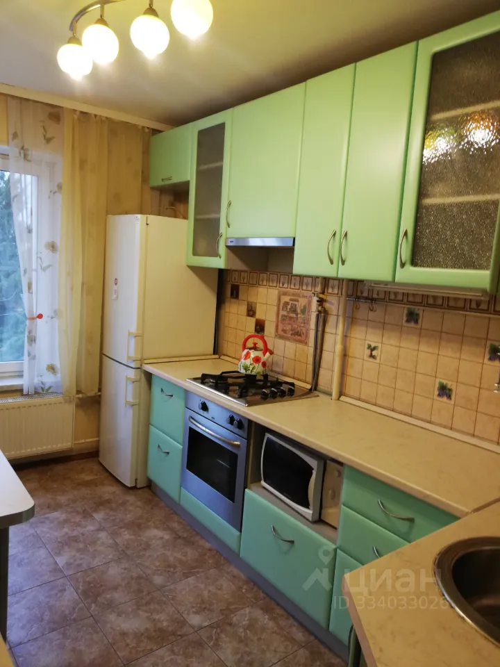 3-комн. квартира, 63 м², 3/9 этаж