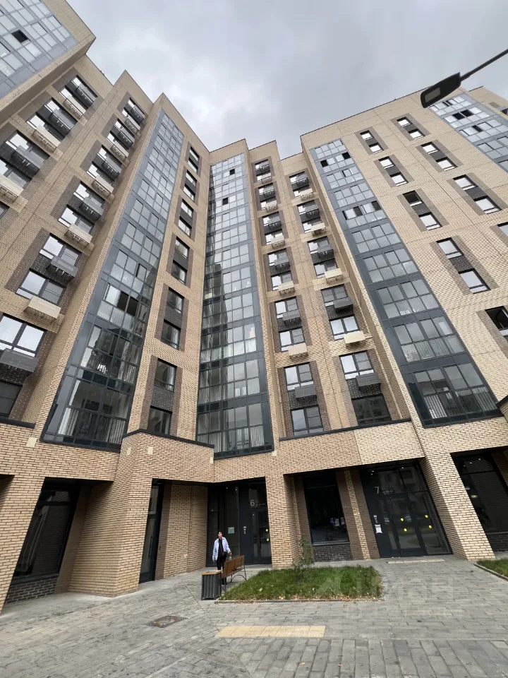2-комн. квартира, 58 м², 9/13 этаж