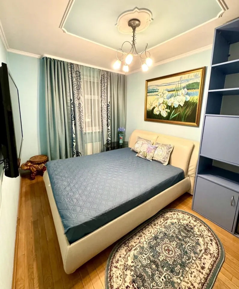 2-комн. квартира, 53 м², 10/17 этаж