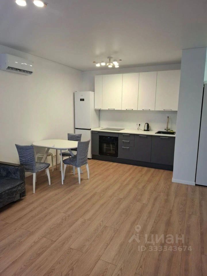 1-комн. квартира, 43 м², 2/17 этаж