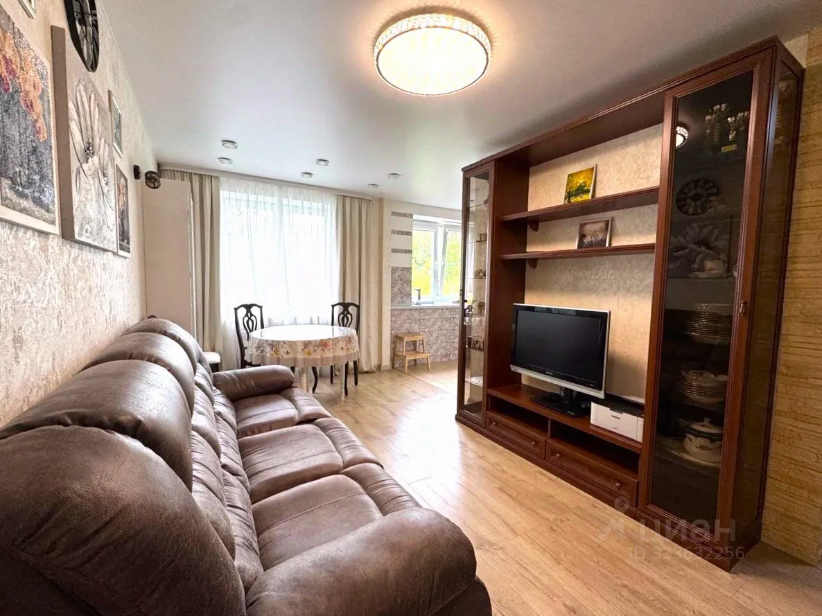 3-комн. квартира, 60 м², 4/5 этаж