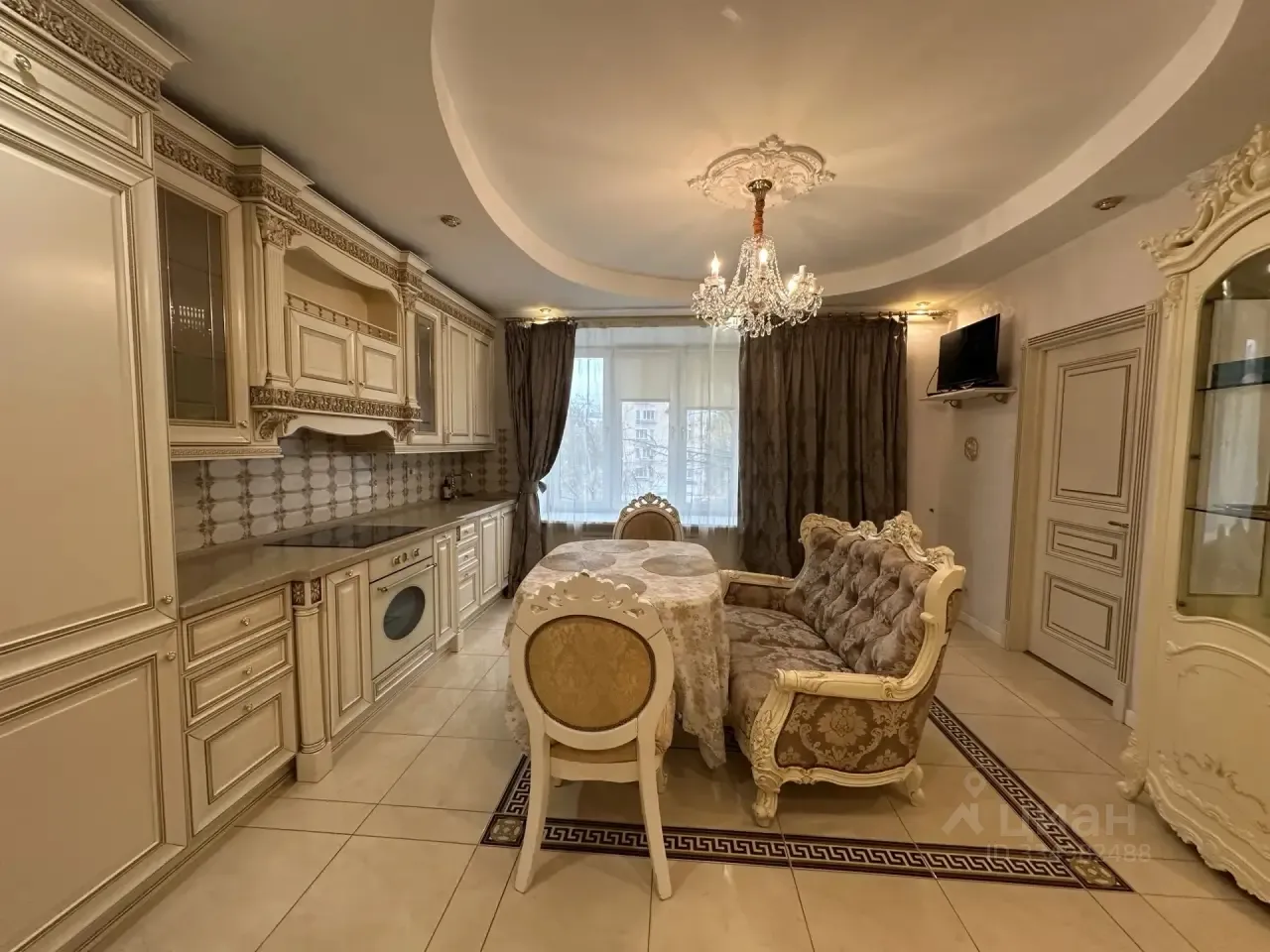 2-комн. квартира, 74 м², 4/5 этаж