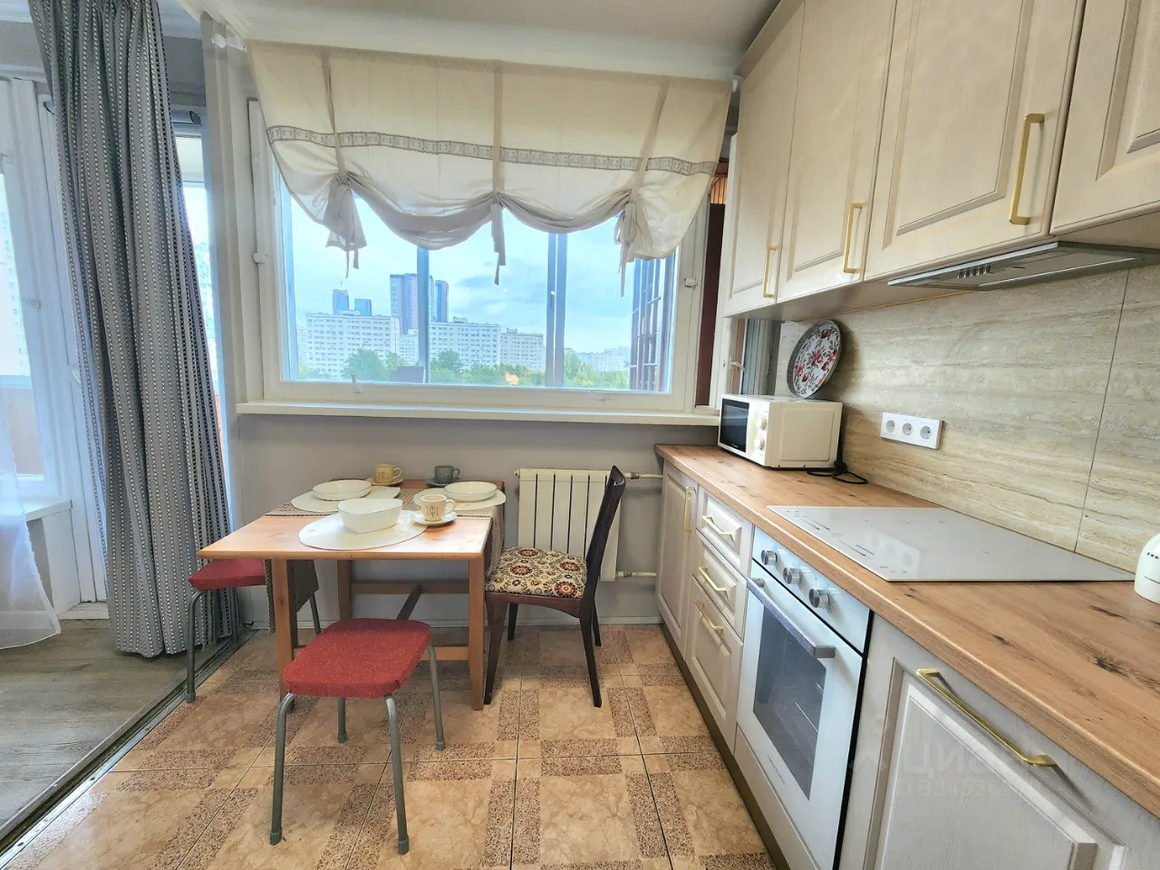 2-комн. квартира, 55 м², 11/18 этаж