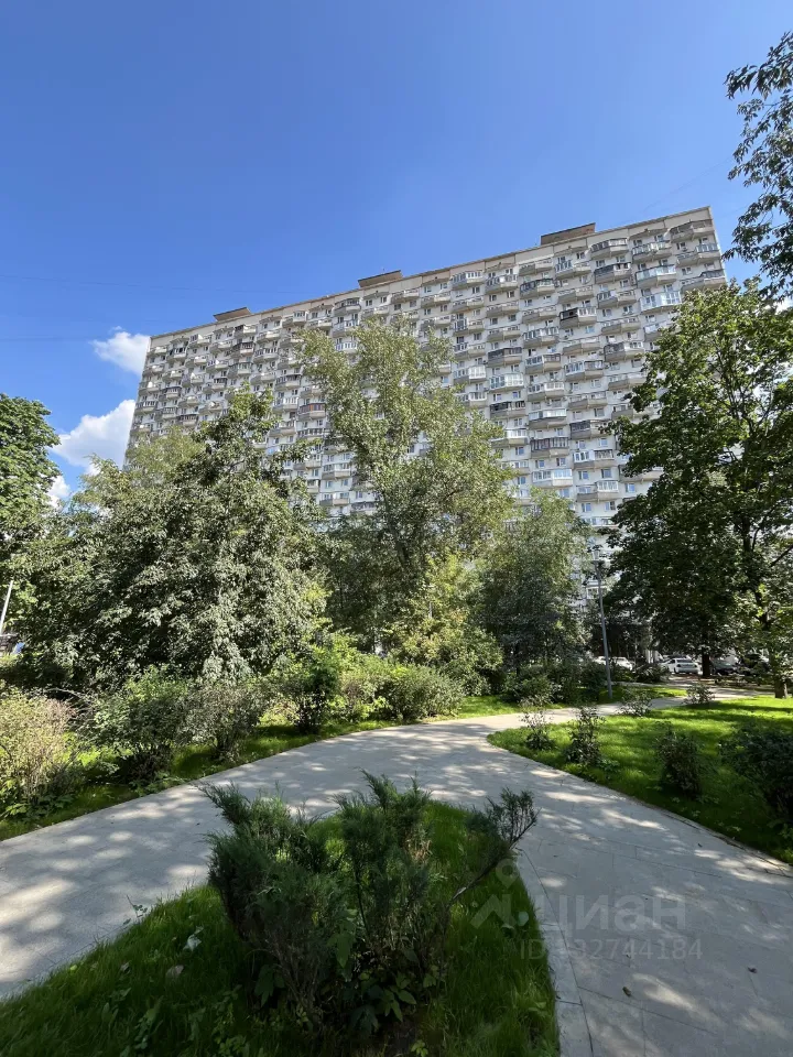 3-комн. квартира, 60 м², 6/25 этаж