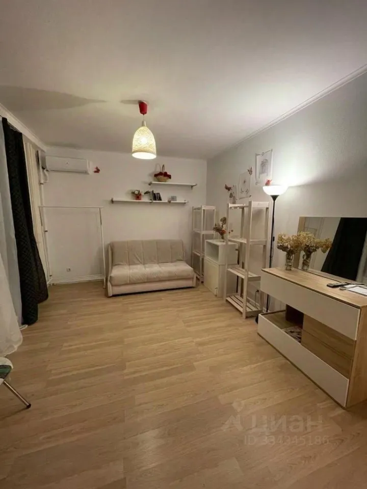 Студия, 35 м², 2/20 этаж
