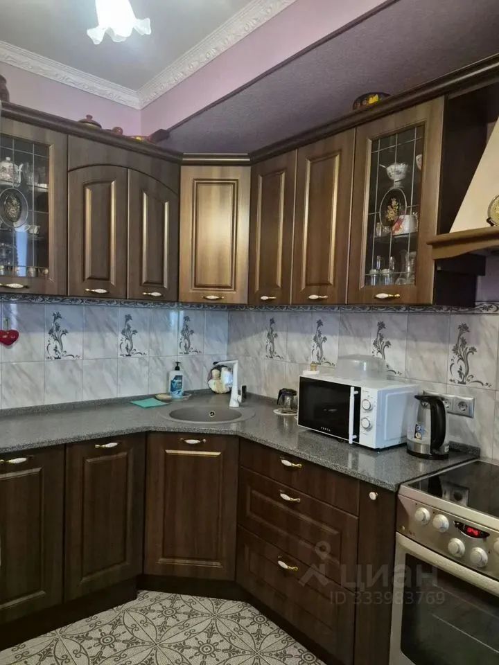 2-комн. квартира, 52 м², 15/16 этаж