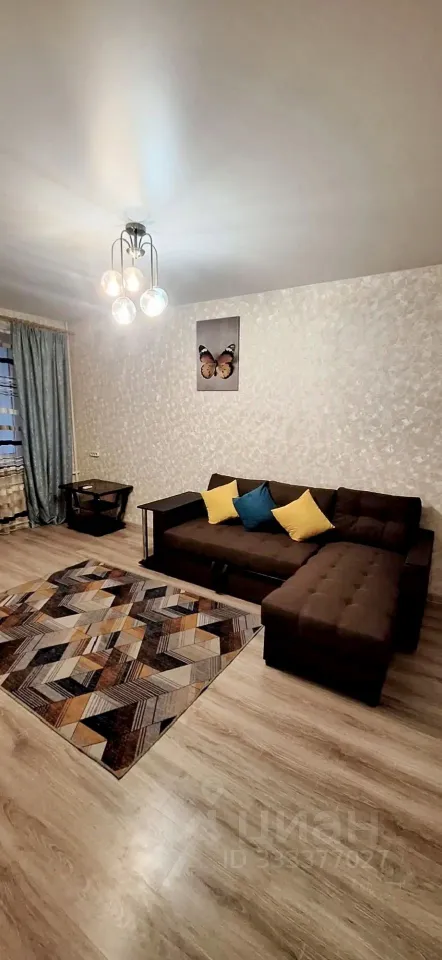 2-комн. квартира, 41 м², 6/8 этаж