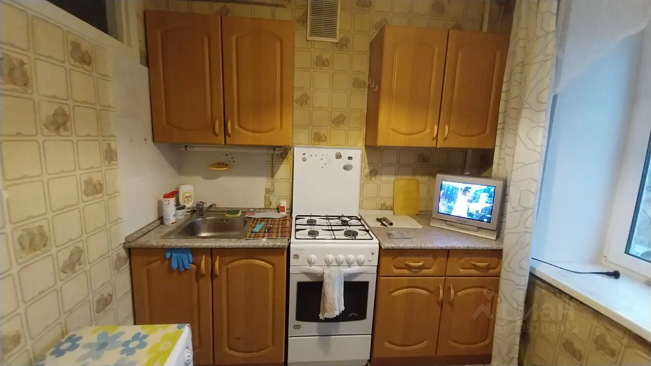 2-комн. квартира, 35 м², 3/9 этаж
