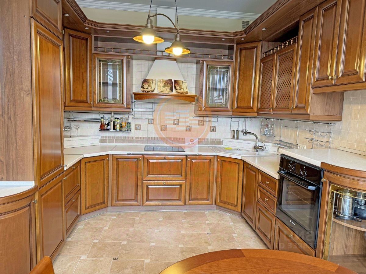 3-комн. квартира, 115 м², 8/13 этаж