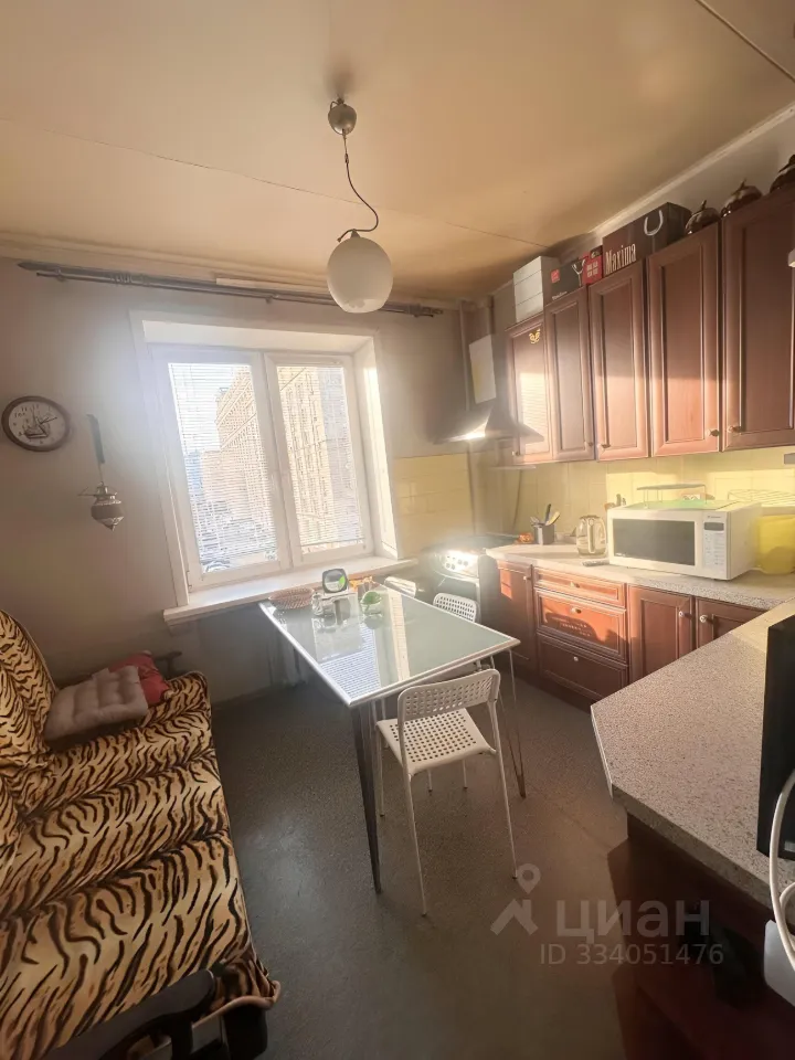 2-комн. квартира, 63 м², 4/9 этаж