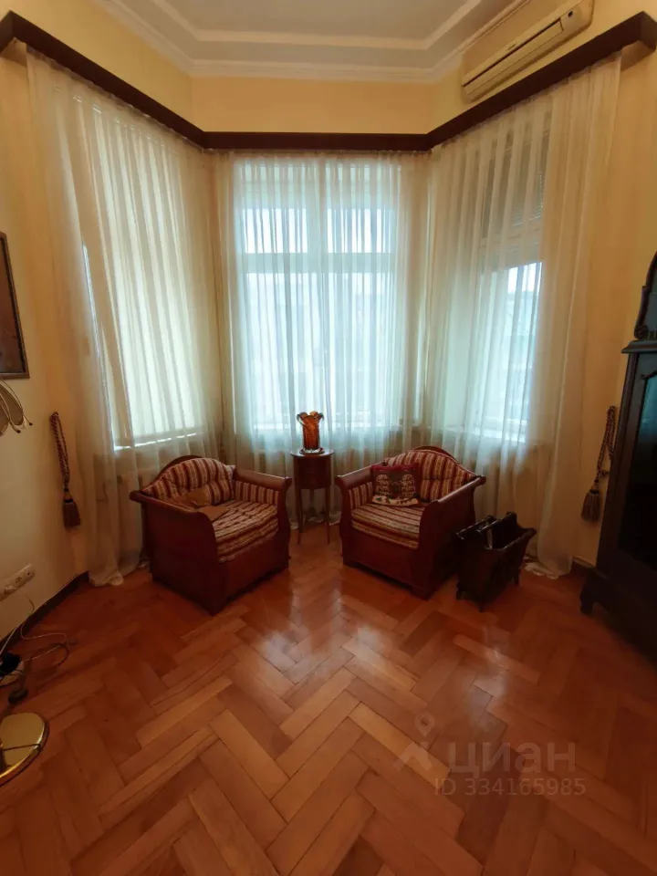 4-комн. квартира, 130 м², 5/8 этаж