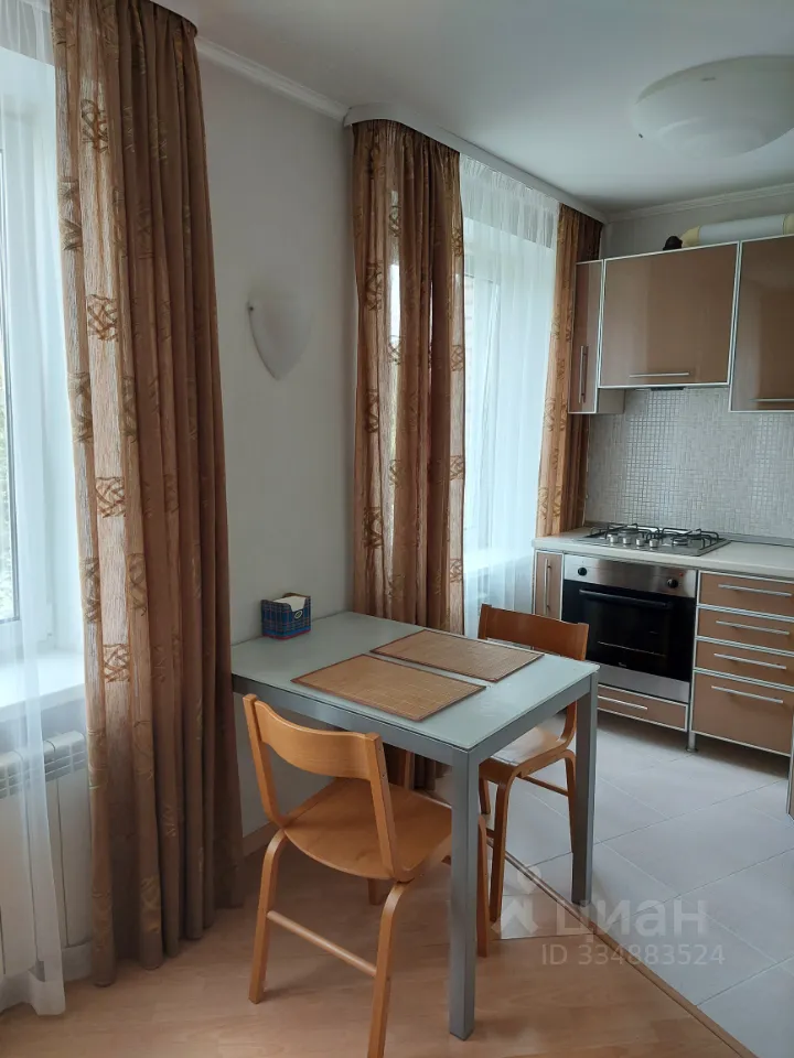 2-комн. квартира, 43 м², 4/5 этаж