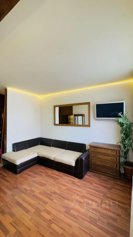 2-комн. квартира, 54 м², 4/8 этаж