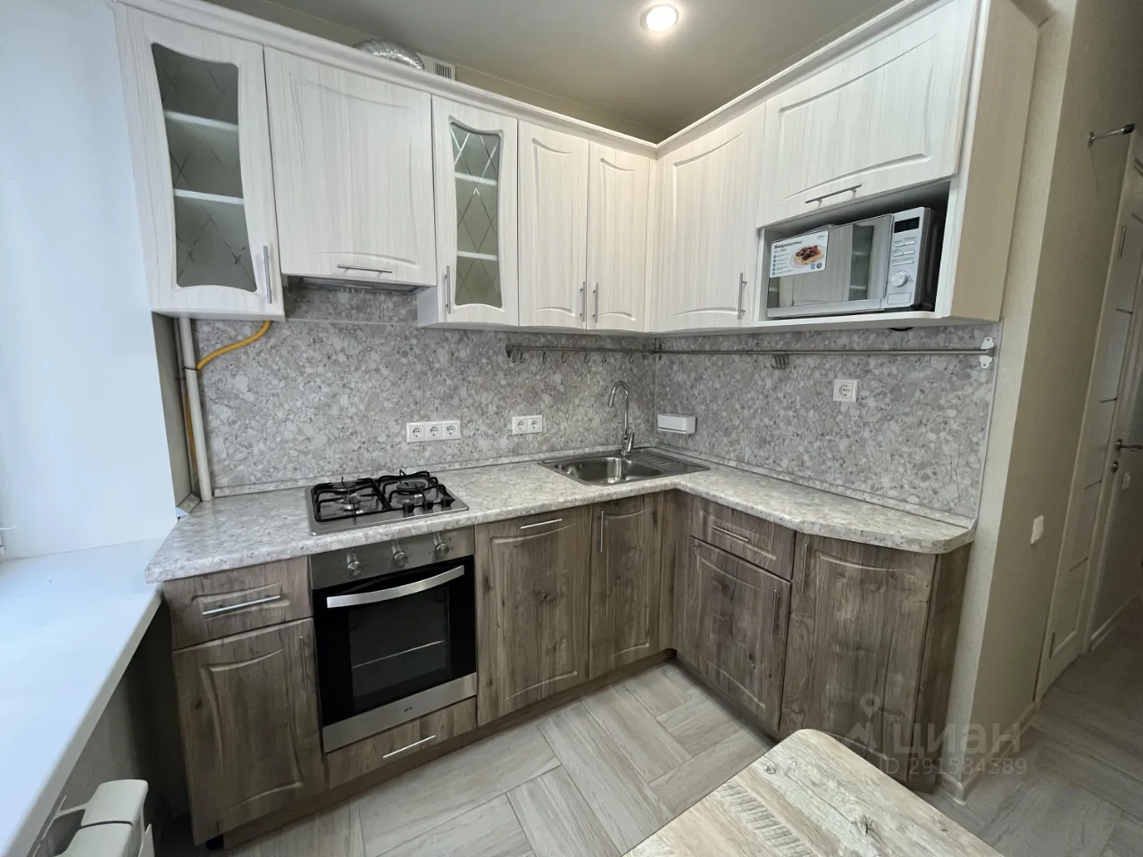 2-комн. квартира, 42,5 м², 3/5 этаж