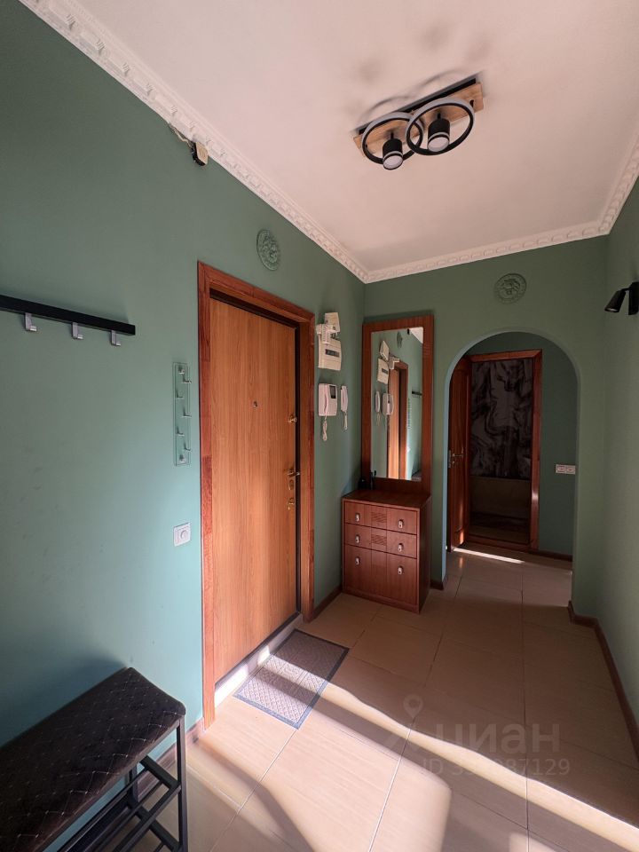 2-комн. квартира, 52 м², 9/17 этаж