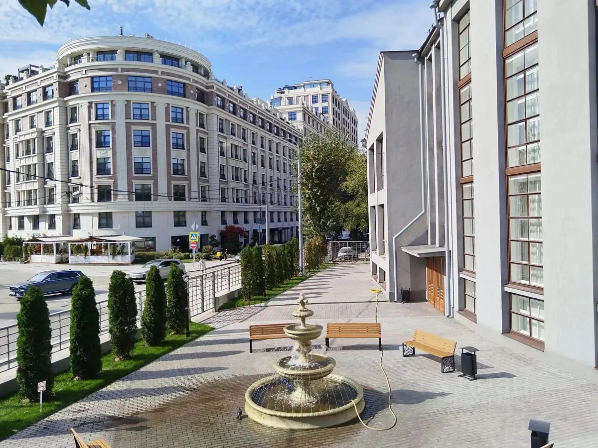 3-комн. квартира, 75 м², 2/6 этаж