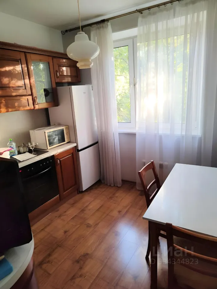 2-комн. квартира, 52 м², 4/12 этаж