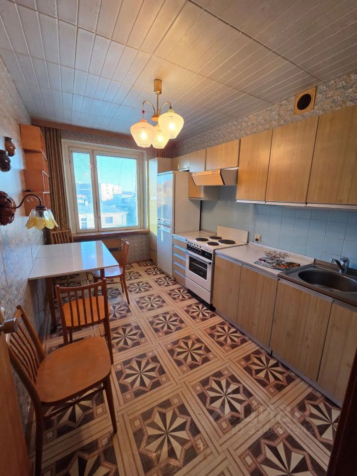 2-комн. квартира, 52 м², 8/12 этаж