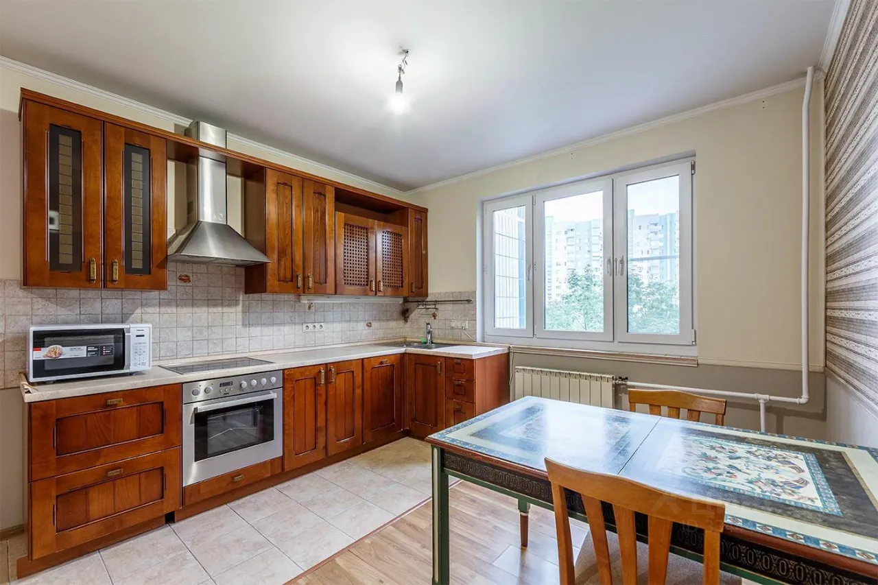 3-комн. квартира, 72 м², 6/16 этаж