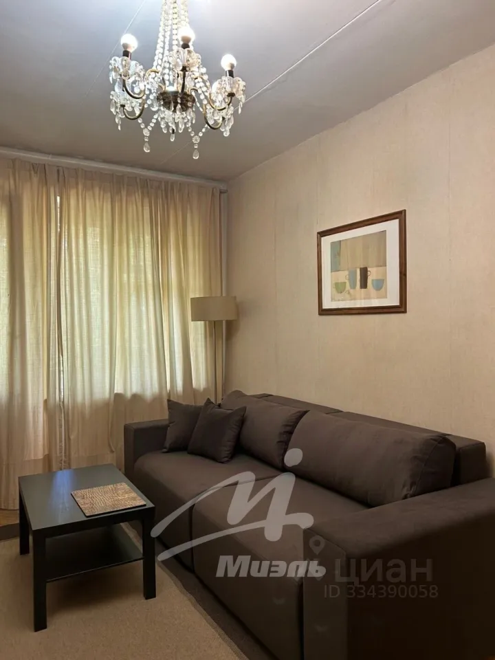 2-комн. квартира, 45 м², 2/5 этаж
