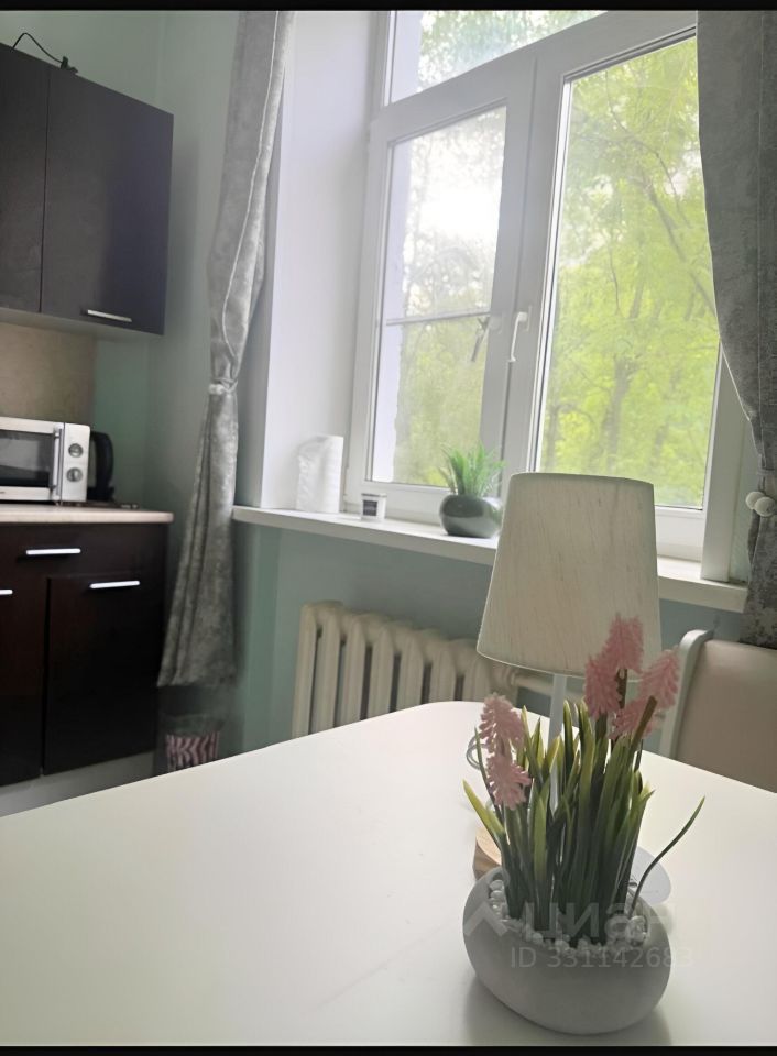 3-комн. квартира, 60 м², 2/5 этаж