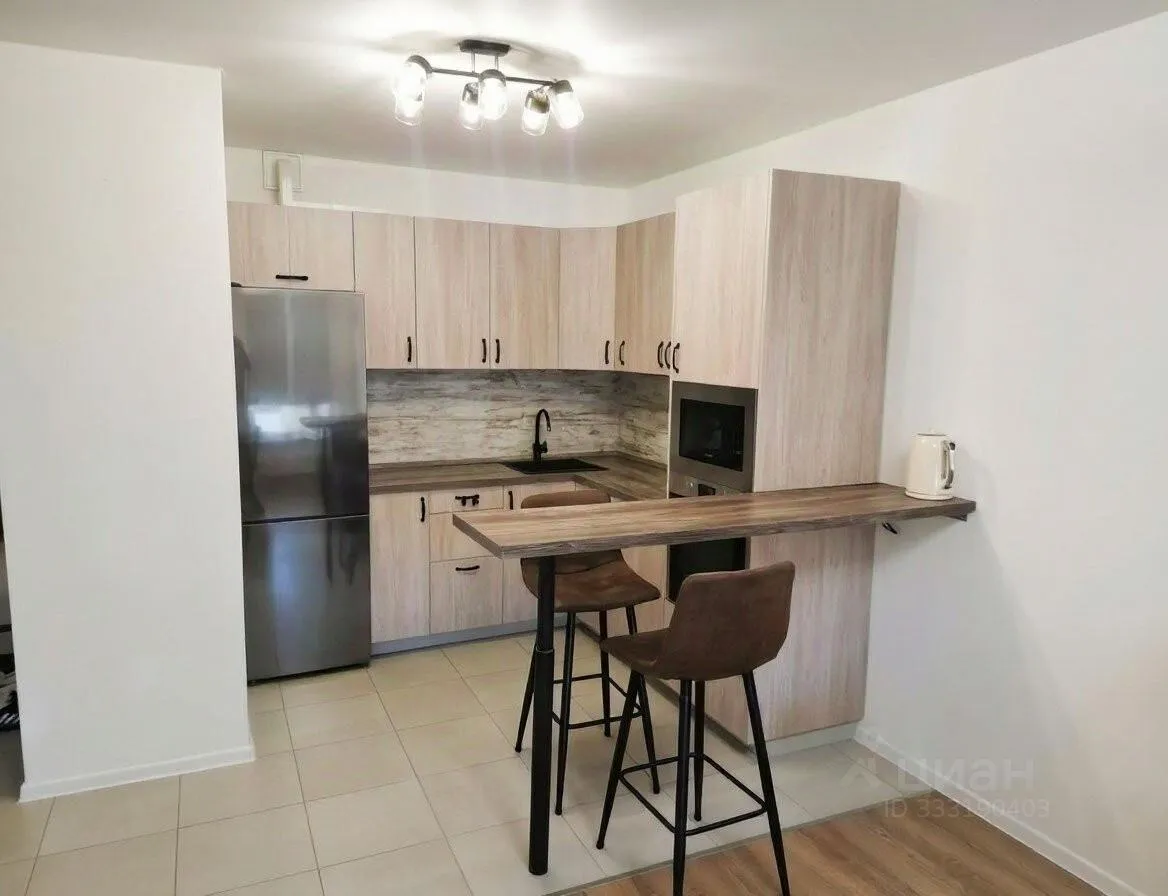 2-комн. квартира, 40 м², 9/33 этаж
