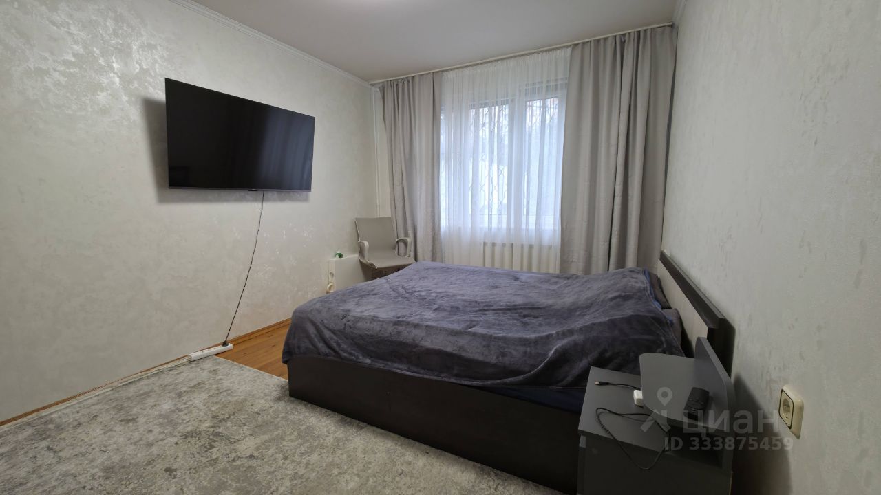 2-комн. квартира, 60 м², 1/22 этаж