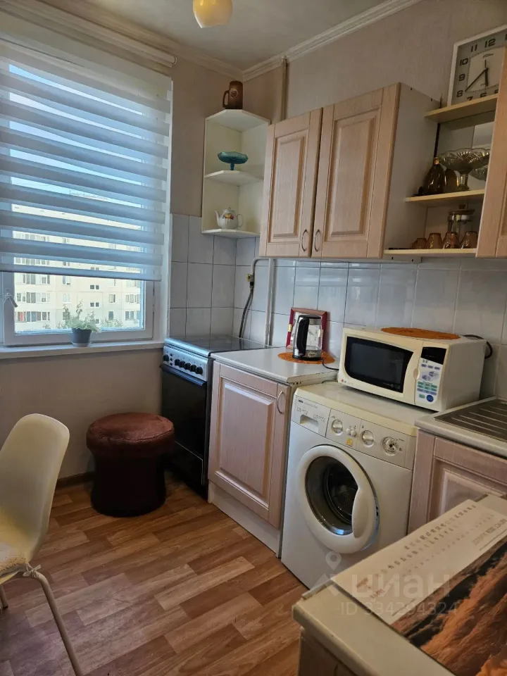 2-комн. квартира, 50 м², 10/12 этаж