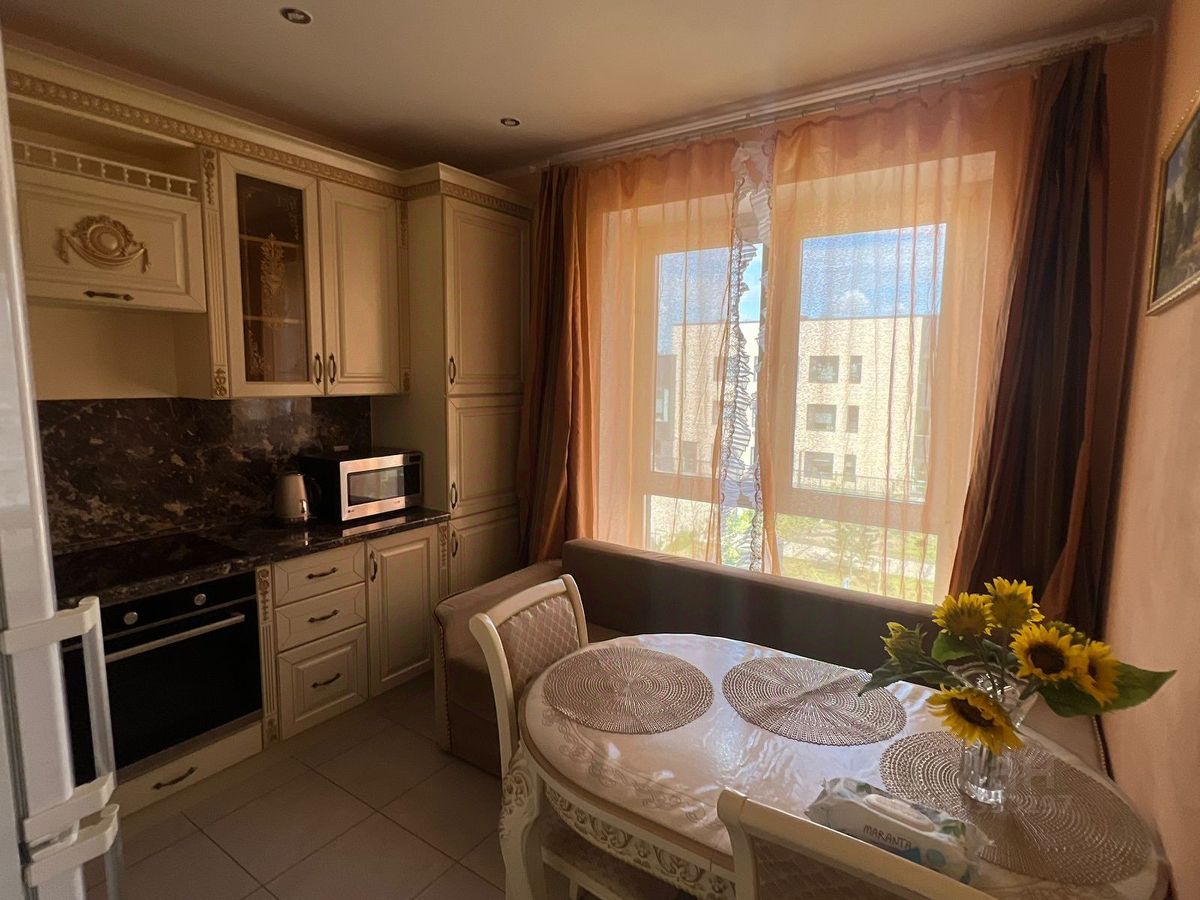 3-комн. квартира, 60 м², 3/17 этаж