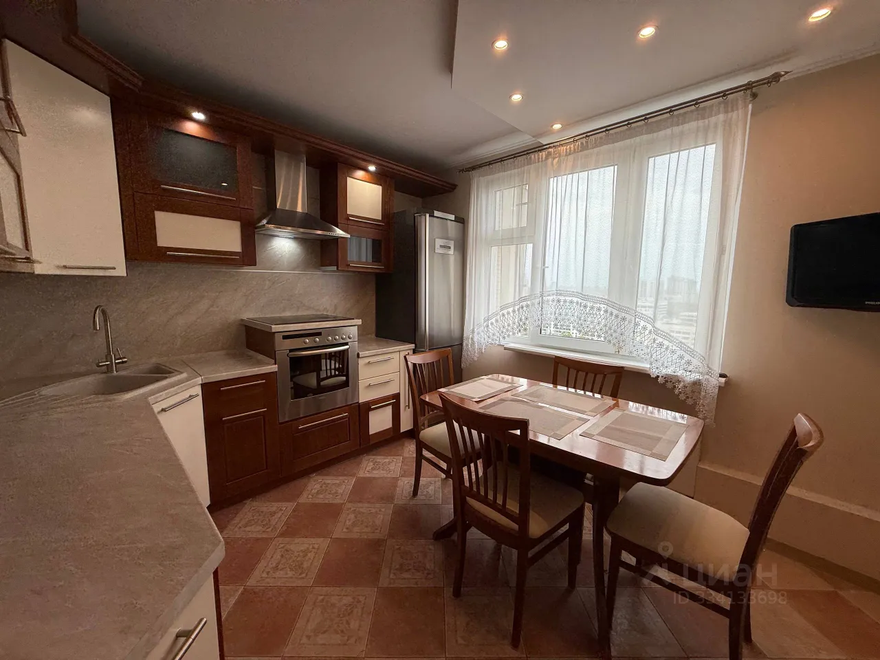 3-комн. квартира, 80 м², 15/25 этаж