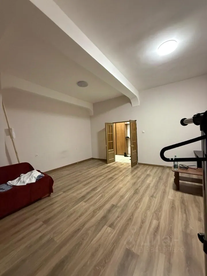 1-комн. квартира, 54 м², 2/6 этаж