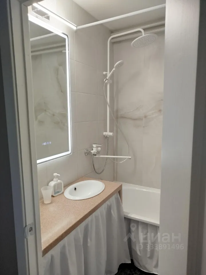 2-комн. квартира, 56 м², 6/17 этаж