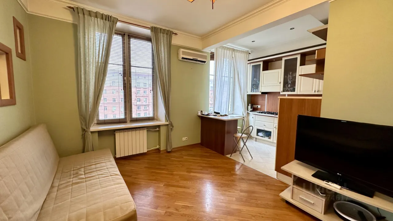 2-комн. квартира, 52 м², 5/8 этаж