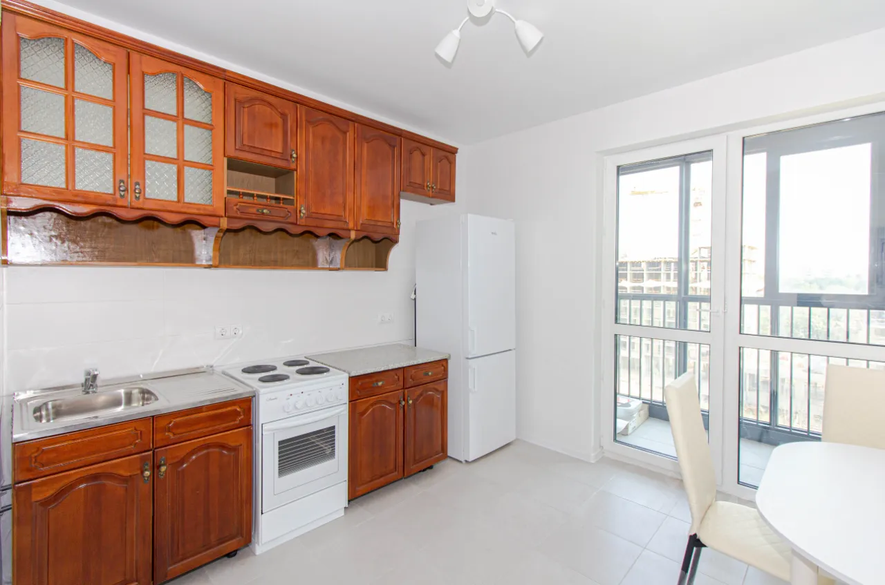 2-комн. квартира, 57,3 м², 8/24 этаж