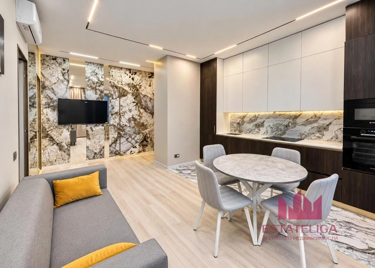 3-комн. квартира, 67,5 м², 30/43 этаж