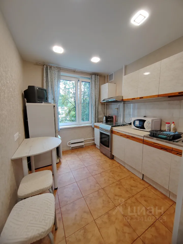 1-комн. квартира, 35 м², 3/9 этаж