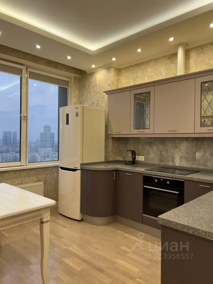 2-комн. квартира, 77,4 м², 23/24 этаж