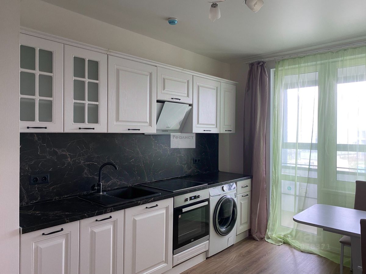 2-комн. квартира, 55 м², 4/15 этаж